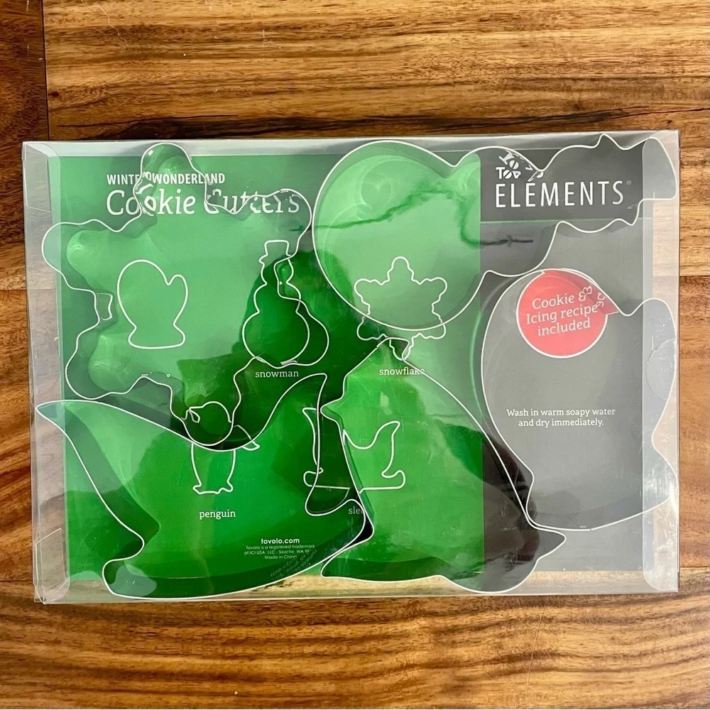 Holiday Baking Gift Set Cookie Cutters, Snowflake Cookie Stamp and Spatula New.